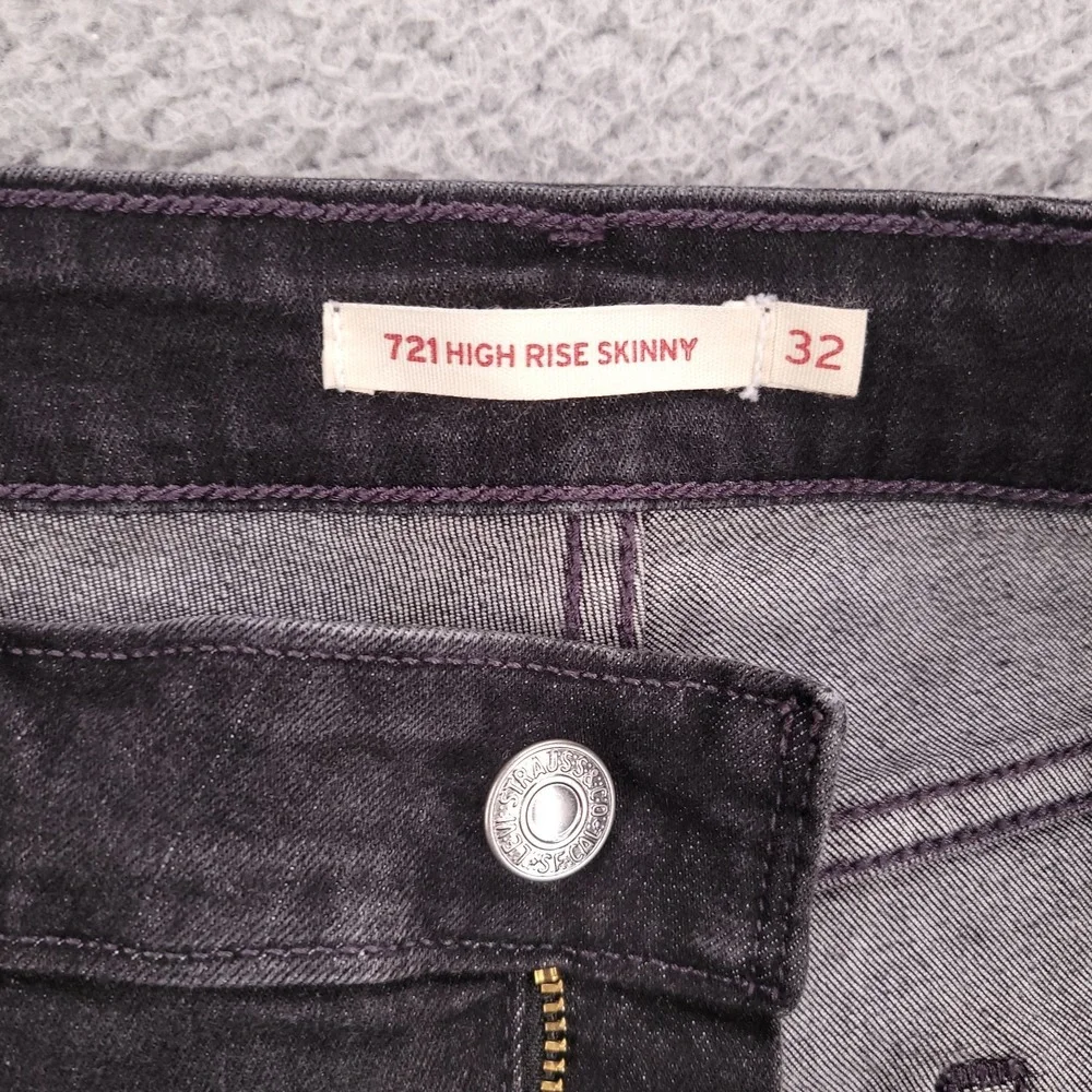 LEVIS‎ 721 Jeans Size 32 High Rise Skinny Faded Black Denim Studded Flames